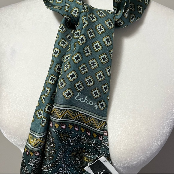 Echo Vintage Collection Pattern Silk Scarf - Picture 3 of 9